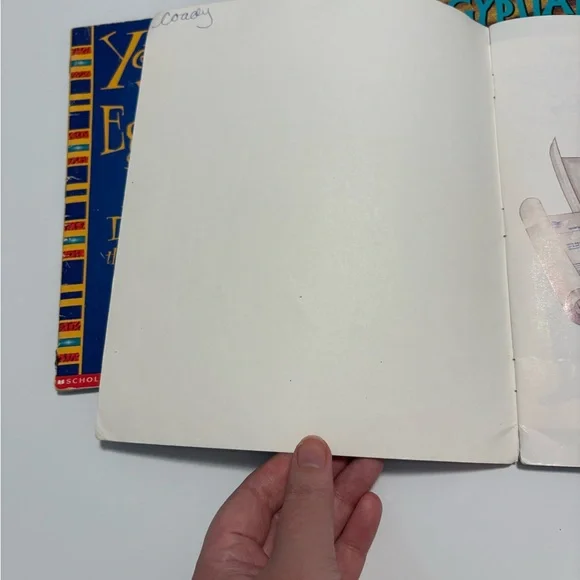 Children's Book Collection- history - Picture 5 of 7